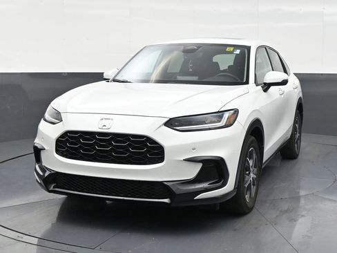 Used 2024 Honda HR-V EX-L image 8