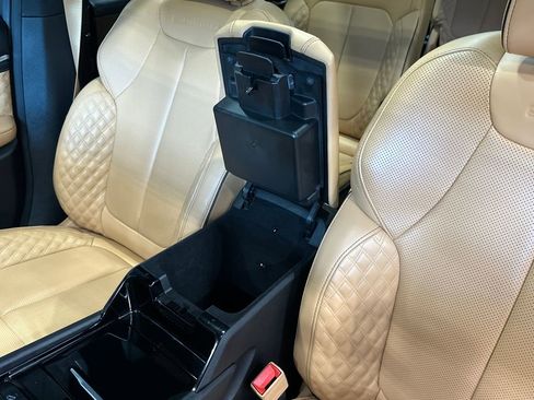 Used 2023 Jeep Grand Cherokee L Summit w/ Advanced Protech Group IV image 31