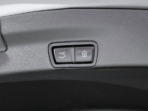 Used 2019 Alfa Romeo Stelvio RWD image 57