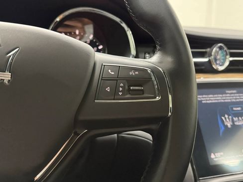 Used 2018 Maserati Quattroporte S GranLusso RWD image 28
