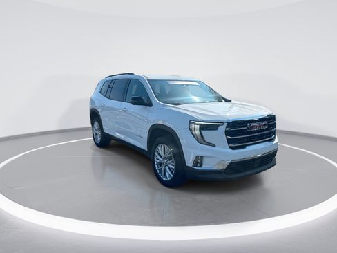 Used 2026 GMC Acadia Elevation w/ Elevation Premium Package FWD image 2