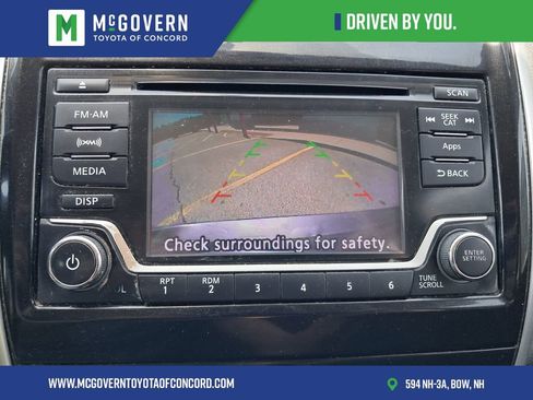 Used 2016 Nissan Versa Note SV FWD image 26