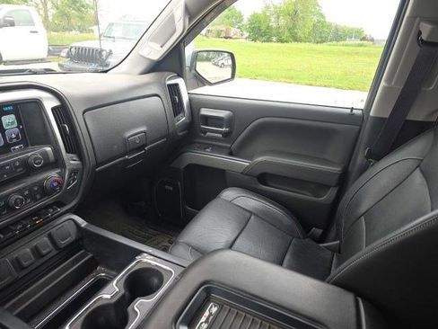 Used 2017 Chevrolet Silverado 1500 LTZ Z71 w/ LTZ Plus Package AWD/4WD image 21