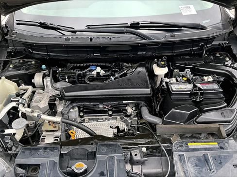 Certified 2020 Nissan Rogue S FWD image 31