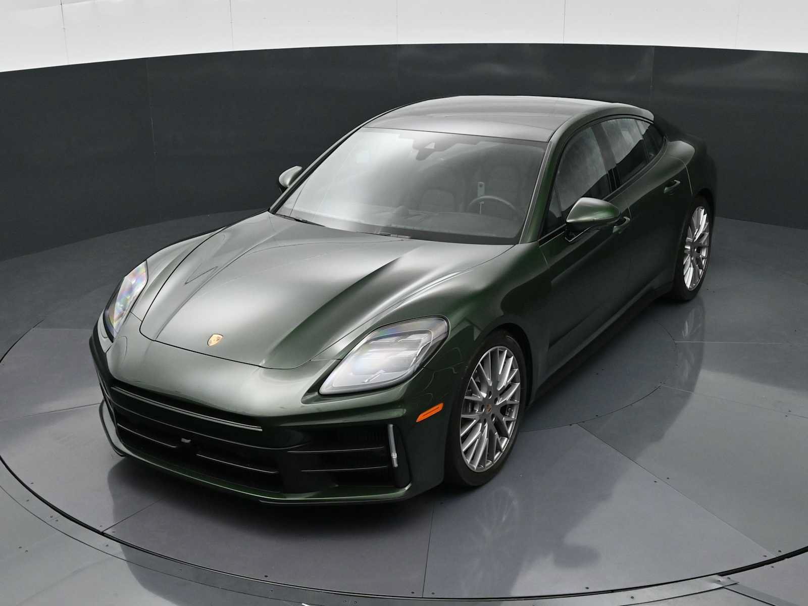 New 2026 Porsche Panamera RWD image 29