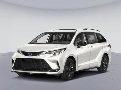 New 2026 Toyota Sienna XSE image 1