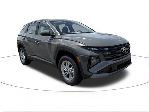 New 2026 Hyundai Tucson SE AWD/4WD image 1