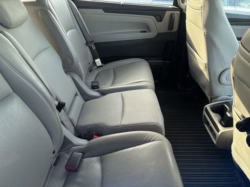 Used 2020 Honda Odyssey EX-L image 7