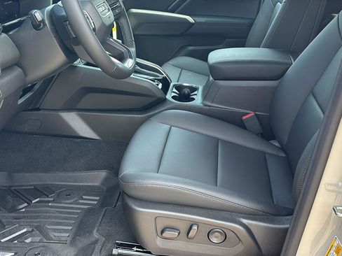 New 2026 GMC Canyon Elevation RWD image 14