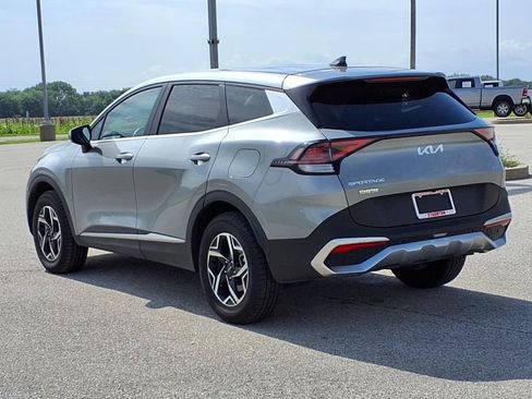 Used 2023 Kia Sportage LX image 30