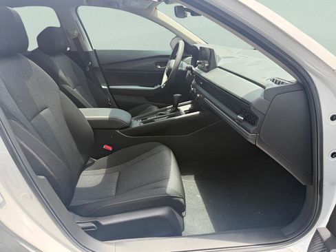 Used 2023 Honda Accord EX image 13
