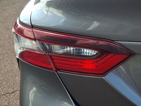 Used 2022 Toyota Camry SE FWD image 28