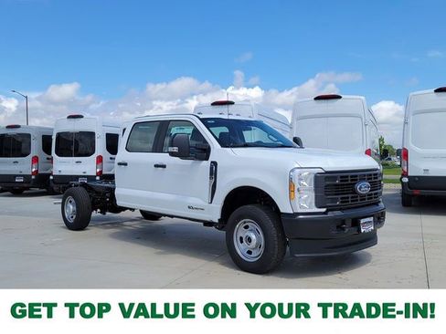 New 2025 Ford F350 XL image 1