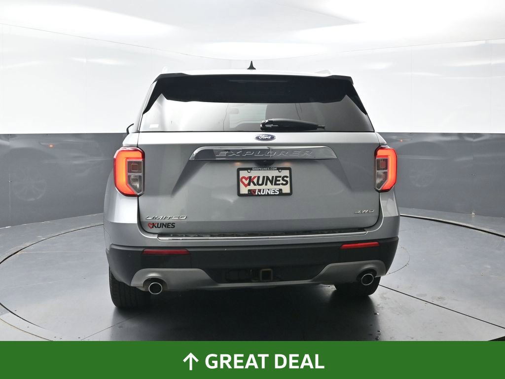 Used 2022 Ford Explorer Limited w/ Equipment Group 301A AWD/4WD image 14