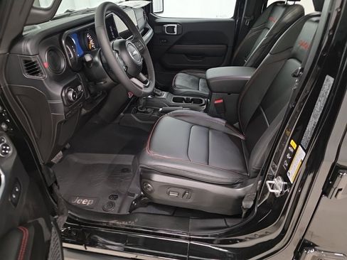 New 2026 Jeep Wrangler Unlimited Rubicon w/ Steel Bumper Group image 12