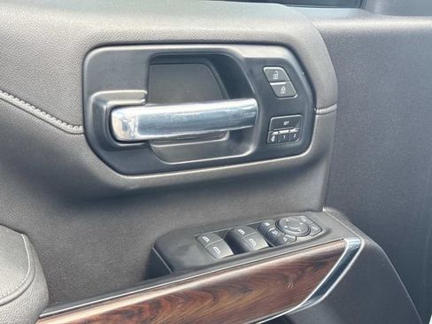 Used 2022 GMC Sierra 2500 SLT w/ SLT Premium Package AWD/4WD image 27