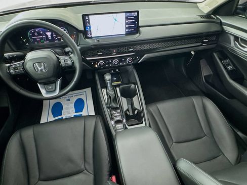 Used 2025 Honda Accord Touring image 27