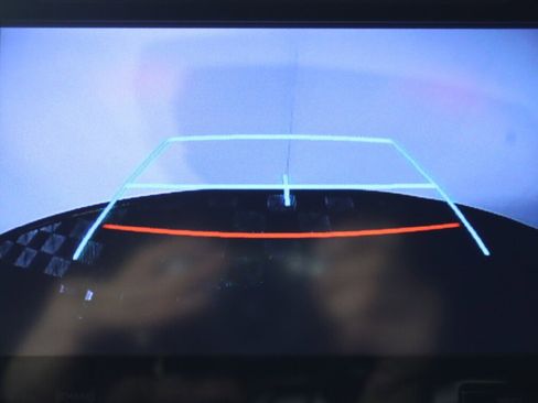 Used 2016 Toyota Tacoma TRD Sport w/ Premium & Technology Package image 20