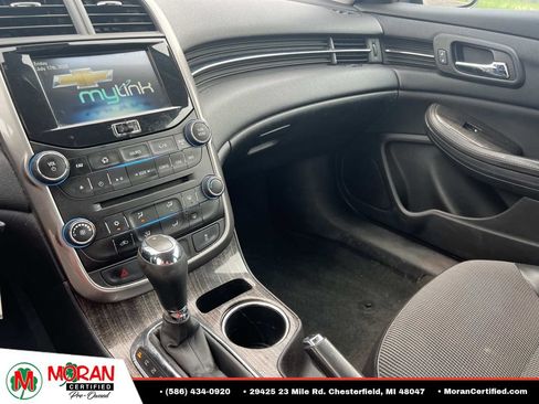 Used 2015 Chevrolet Malibu LT FWD image 26