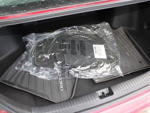 Certified 2023 Honda Accord EX image 8