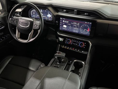 Used 2024 GMC Sierra 1500 Denali w/ Denali Reserve Package image 4