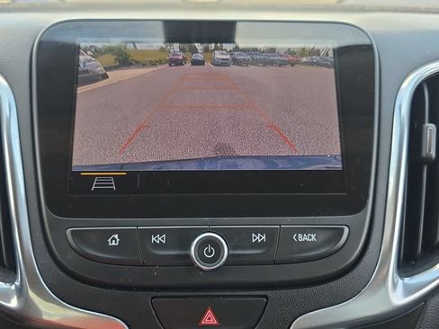 Used 2021 Chevrolet Equinox LT FWD image 23
