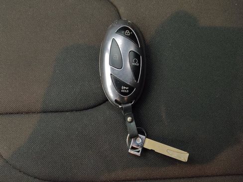 Used 2025 Hyundai Elantra Sport FWD image 32