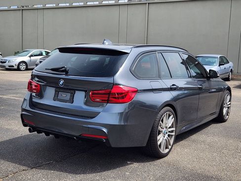 Used 2018 BMW 328d xDrive Wagon AWD/4WD image 7