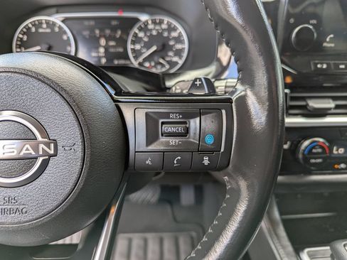 Used 2022 Nissan Pathfinder SL w/ SL Premium Package AWD/4WD image 17