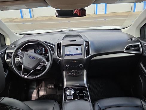 Used 2020 Ford Edge SEL w/ Cold Weather Package image 14