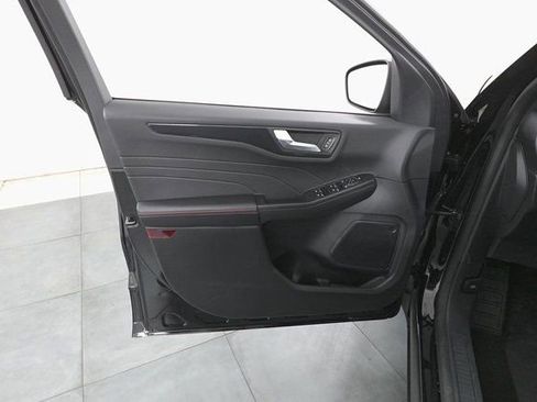 Used 2025 Ford Escape ST-Line Select w/ Tech Pack #1 image 7