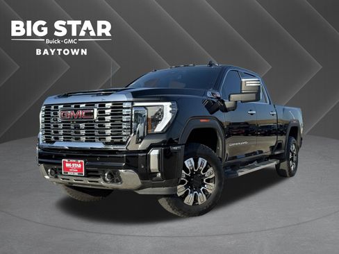 Used 2025 GMC Sierra 2500 Denali AWD/4WD image 1