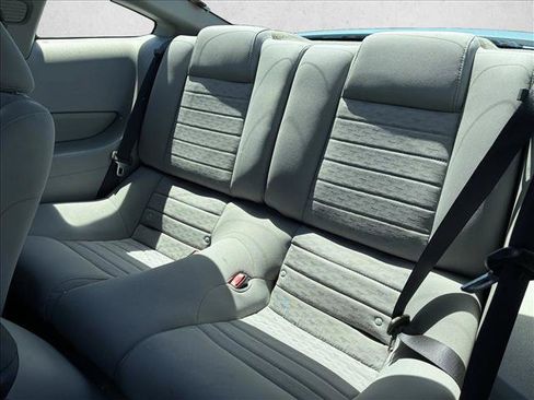 Used 2006 Ford Mustang GT RWD image 13