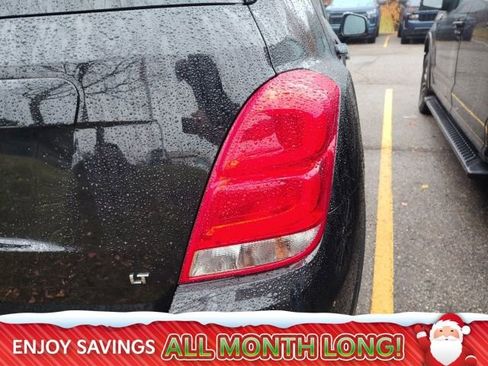 Used 2020 Chevrolet Trax LT w/ LT Convenience Package image 10