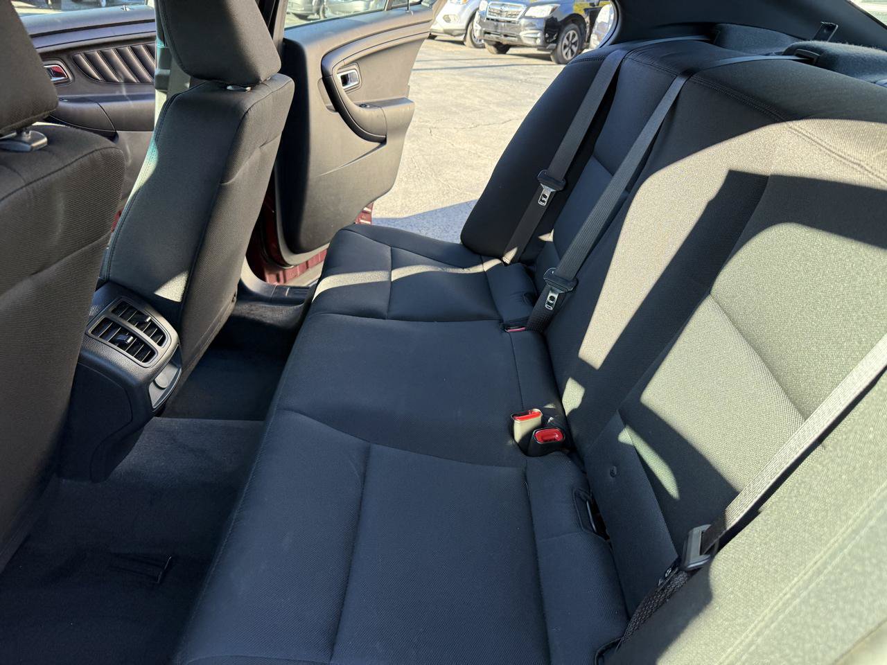 Used 2015 Ford Taurus Police Interceptor FWD image 22