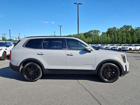 Used 2022 Kia Telluride EX w/ EX Premium Package AWD/4WD image 8
