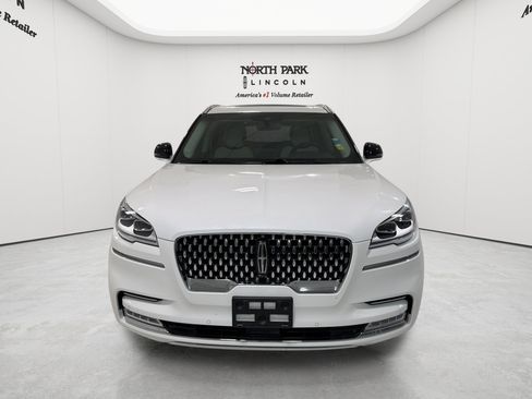 Used 2024 Lincoln Aviator Black Label w/ Dynamic Handling Package AWD/4WD image 8