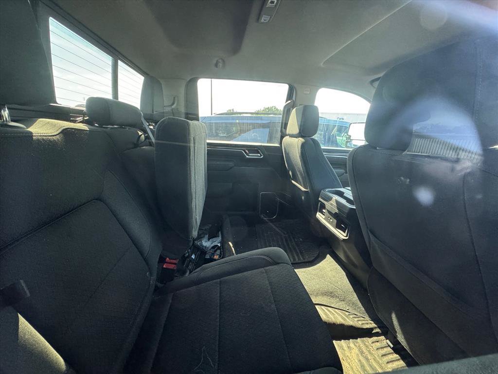 Used 2025 Chevrolet Silverado 2500 LT w/ Safety Package AWD/4WD image 5