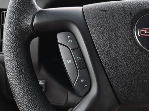 Certified 2016 GMC Savana 3500 image 20