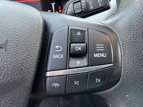 Used 2025 Ford Escape Active AWD/4WD image 32