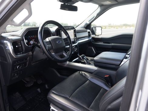 Used 2021 Ford F150 Lariat w/ Equipment Group 502A High AWD/4WD image 13