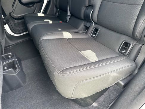 Used 2020 Jeep Gladiator Sport w/ Quick Order Package 24S image 16