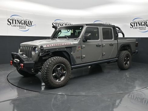 Used 2022 Jeep Gladiator Rubicon w/ Trailer Tow Package AWD/4WD image 4