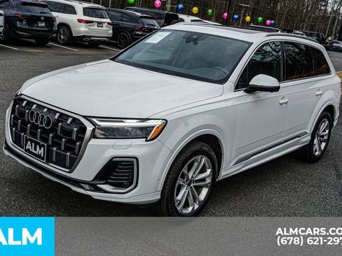 Used 2025 Audi Q7 3.0T Premium Plus image 15