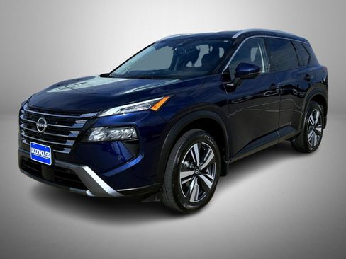 Used 2025 Nissan Rogue SL AWD/4WD image 1