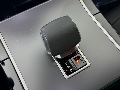 Used 2026 Land Rover Range Rover Evoque S AWD/4WD image 19