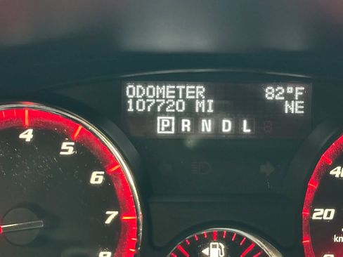 Used 2012 GMC Acadia SLT AWD/4WD image 15