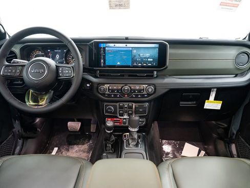 New 2026 Jeep Gladiator Mojave image 9