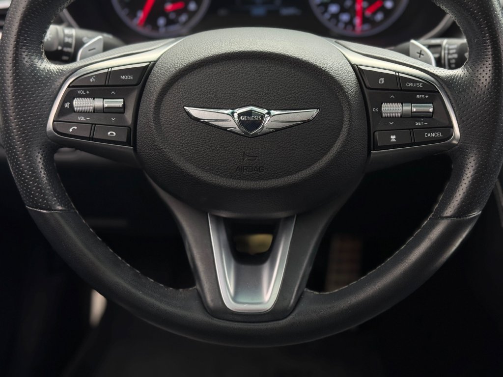Used 2019 Genesis G70 2.0T Advanced w/ Sport Package AWD/4WD image 16