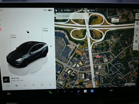 Used 2023 Tesla Model Y Long Range AWD/4WD image 13